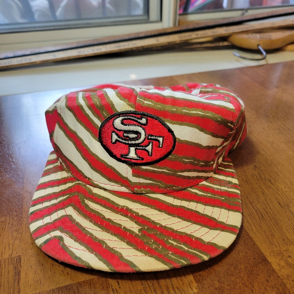 VINTAGE SAN FRANCISCO 49ERS BASEBALL HAT SNAPBACK ZUBAZ BY AJD